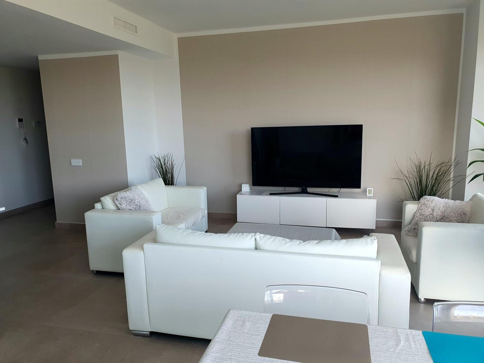 Luxury Beachfront Apartment With Pool, Sauna, Fitness And Gym In Province Malaga, Andalusia Mijas Exterior photo