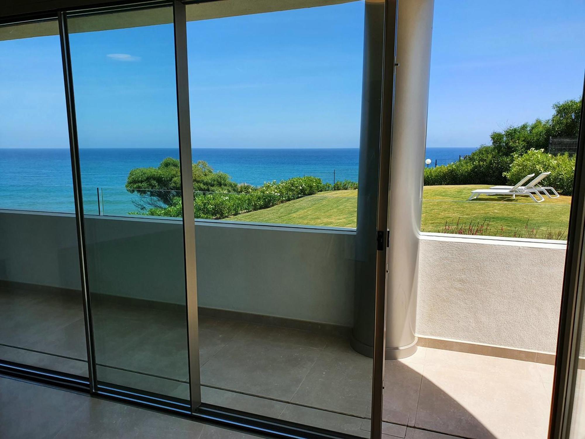 Luxury Beachfront Apartment With Pool, Sauna, Fitness And Gym In Province Malaga, Andalusia Mijas Exterior photo